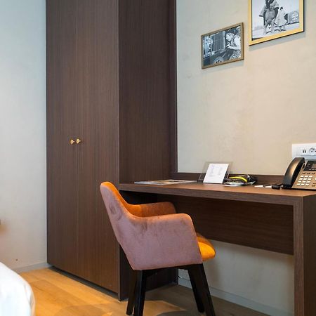 Business By Parkhotel -Annex- Кортрейк Екстериор снимка